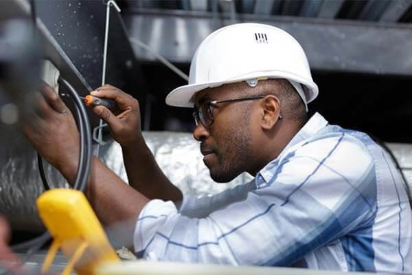 Commercial electrical contractor