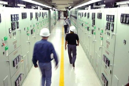 how to become a substation technician