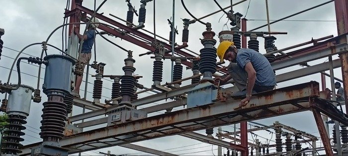 The Complete Guide to Substation Technician Jobs