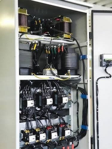 capacitor bank for power factor correction